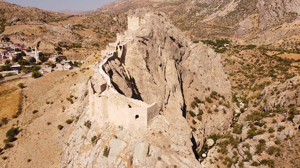 Eski Kahta Kalesi yeniden ziyarete açıldı