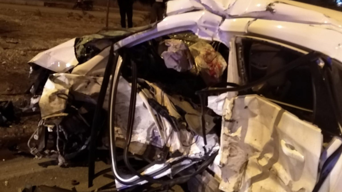 Konya'da iki otomobil çarpıştı; 1 kişi öldü