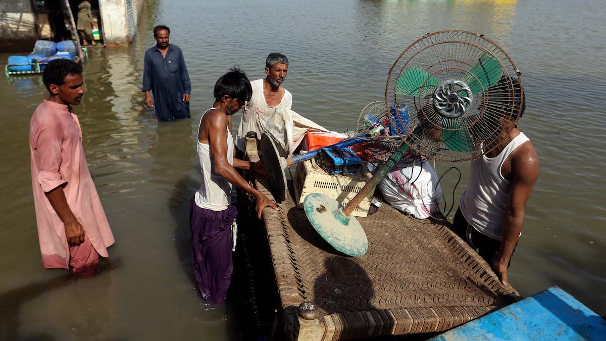 Manchar Gölü tehlike oluşturuyor