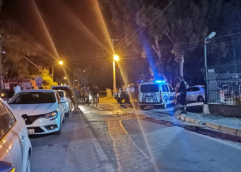 Tece Polisevi'ne silahlı saldırı; 1 ölü 4 yaralı