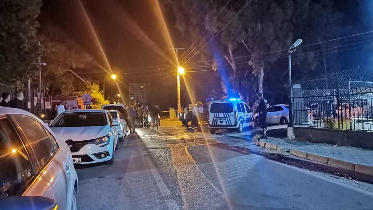 Tece Polisevi'ne silahlı saldırı; 1 ölü 4 yaralı