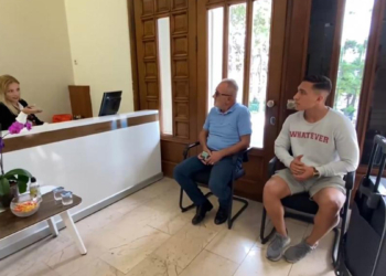 Yurt bulamayan öğrenciler otelde misafir ediliyor