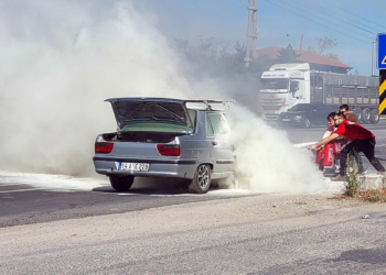 Araçlarının yanışını uzaktan izlediler