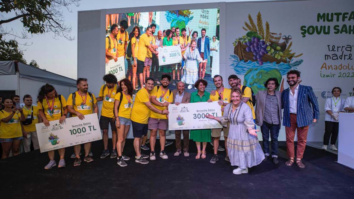 İzmir Sofrası önemli isimleri buluşturdu