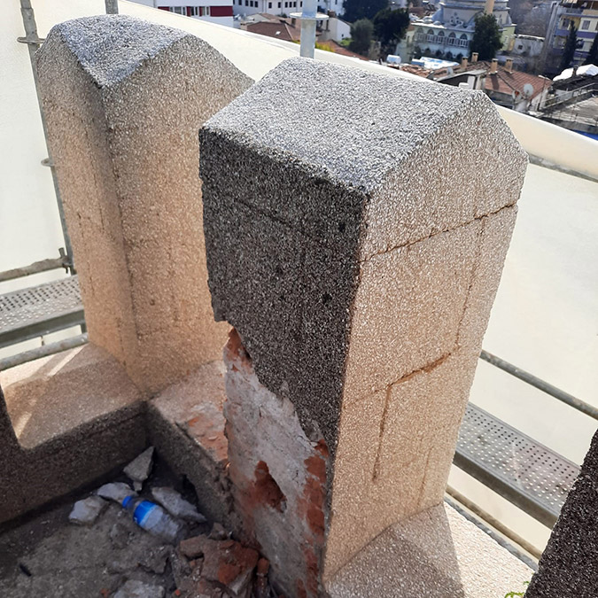 Saat Kulesi'nin imitasyon dendanları kaldırıldı