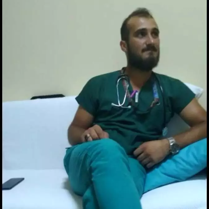 Sahte doktor kendisini beyin cerrahı olarak tanıtmış