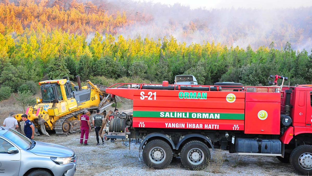 Soma'daki yangında 60 hektar ormanlık alan zarar gördü