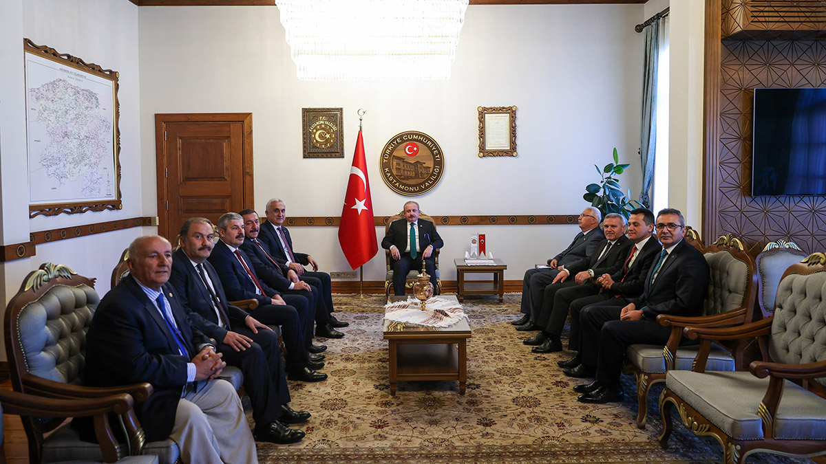 Jeostratejimiz bize imkanlar sunuyor