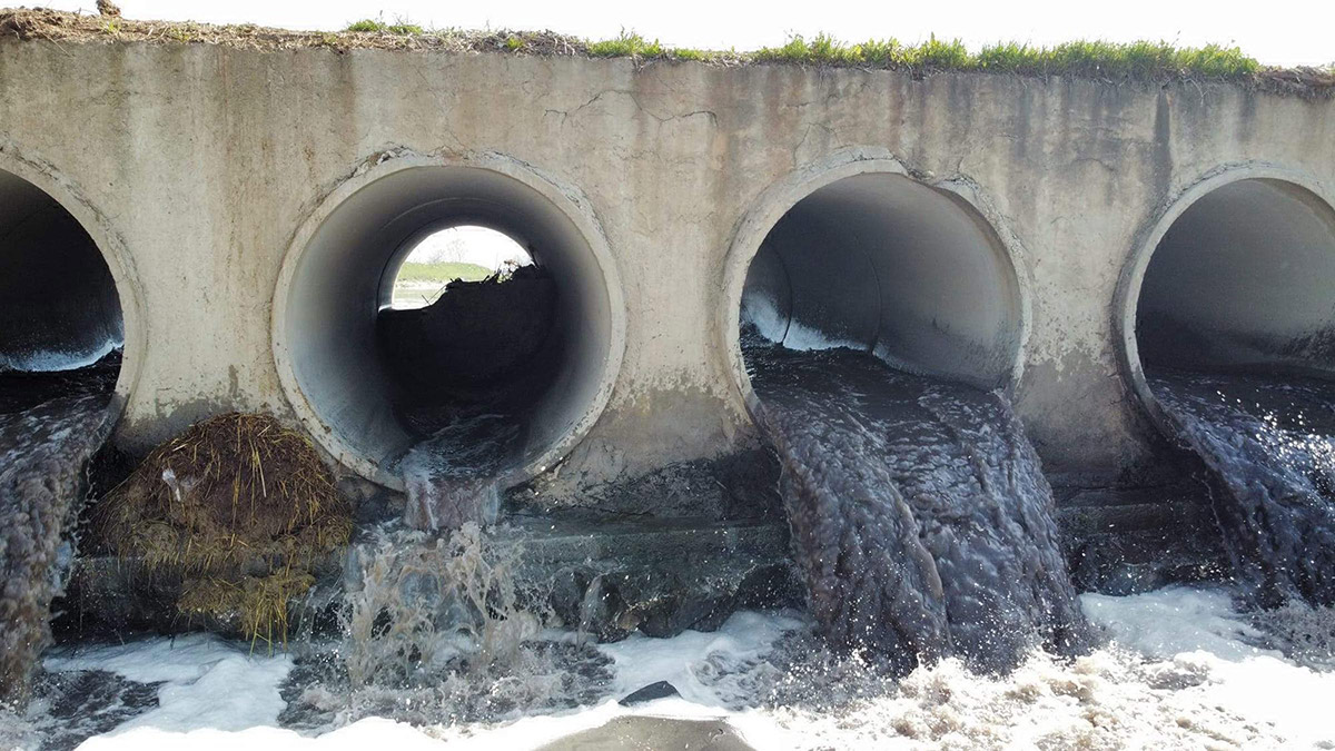 Tekirdağ Çevre, Şehircilik ve İklim Değişikliği Müdürlüğü, il genelinde çevre, hava ve su kirliliğine neden olan tesislere yönelik denetimler sürüyor. Tekirdağ'da çevreyi kirleten tesislere 24 milyon 708 bin lira ceza uygulandı.