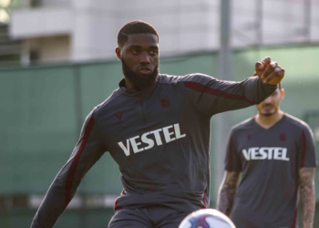 Yusuf Yazıcı ve Djaniny sakatlandı