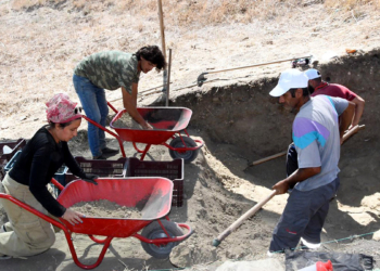 Trakya'nın en büyük tiyatrosu gün yüzüne çıkıyor