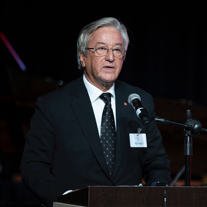 Turgut Özakman vefatının 9'uncu yılında anıldı