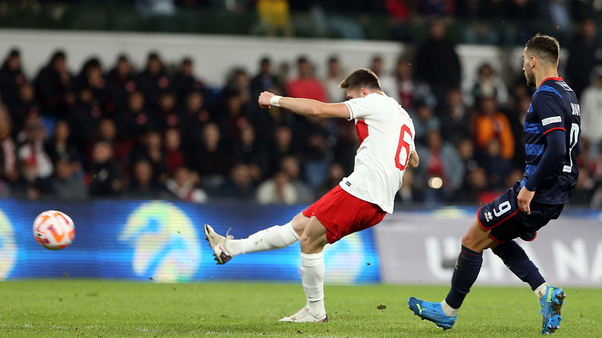 UEFA Uluslar C Ligi 1'inci Grup 5'inci maçında Lüksemburg ile 3-3 berabere kalarak son maçlar öncesinde grubu lider tamamlamayı garantileyen A Milli Futbol Takımı B Ligi'ne yükseldi.