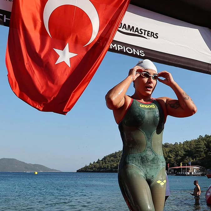 Yüzücü Bengisu Avcı tarih yazdı