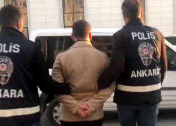 10 ilde FETÖ operasyonu: 11 gözaltı