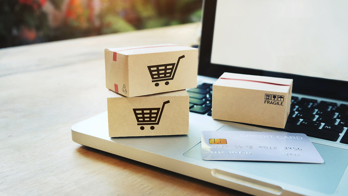 10 kişiden 7'si haftada en az bir kez online alışveriş yapıyor