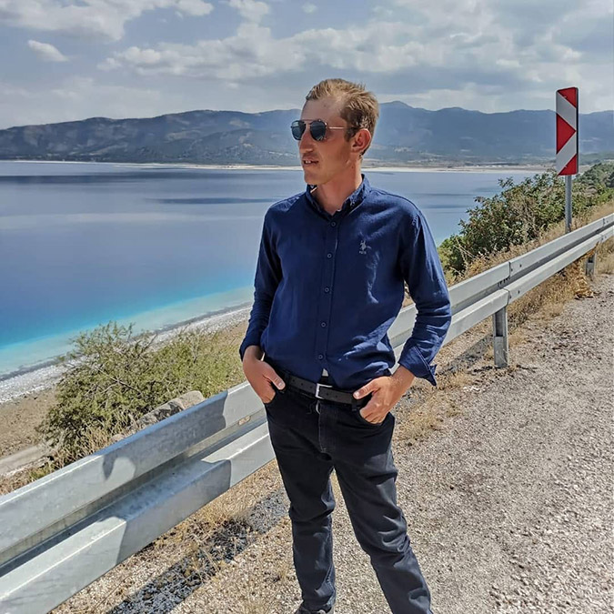 13 yaşındaki sürücünün kullandığı motosiklet, otomobille çarpıştı