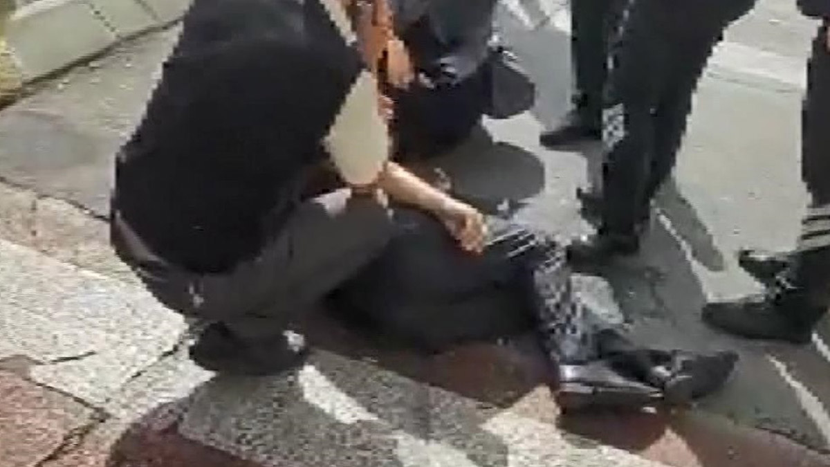 2 otobüs arasına sıkışan İETT şoförü öldü