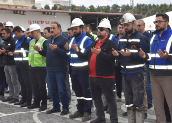 41 madenci için gıyabi cenaze namazı kılındı