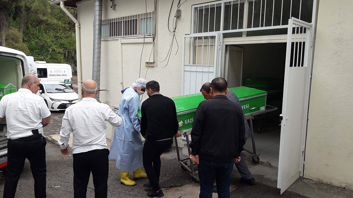 Sopalarla darbedilen Mehmet hayata tutunamadı