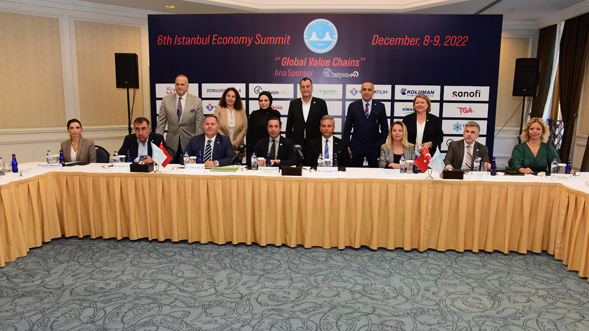 6'ncı İstanbul Ekonomi Zirvesi'nin basın toplantısı