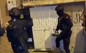 Adana'da silahlı suç örgütüne operasyon; 26 gözaltı