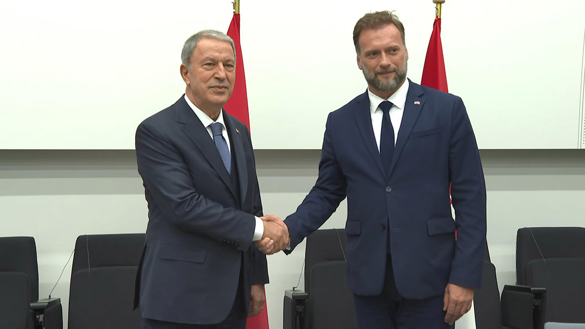 Akar, Hırvatistan Savunma Bakanı ile görüştü