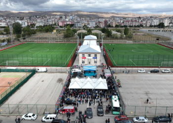 Amatör Sporevi ve Kompleksi açıldı
