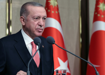 Anayasa değişikliğiyle aileyi korumayı hedefliyoruz