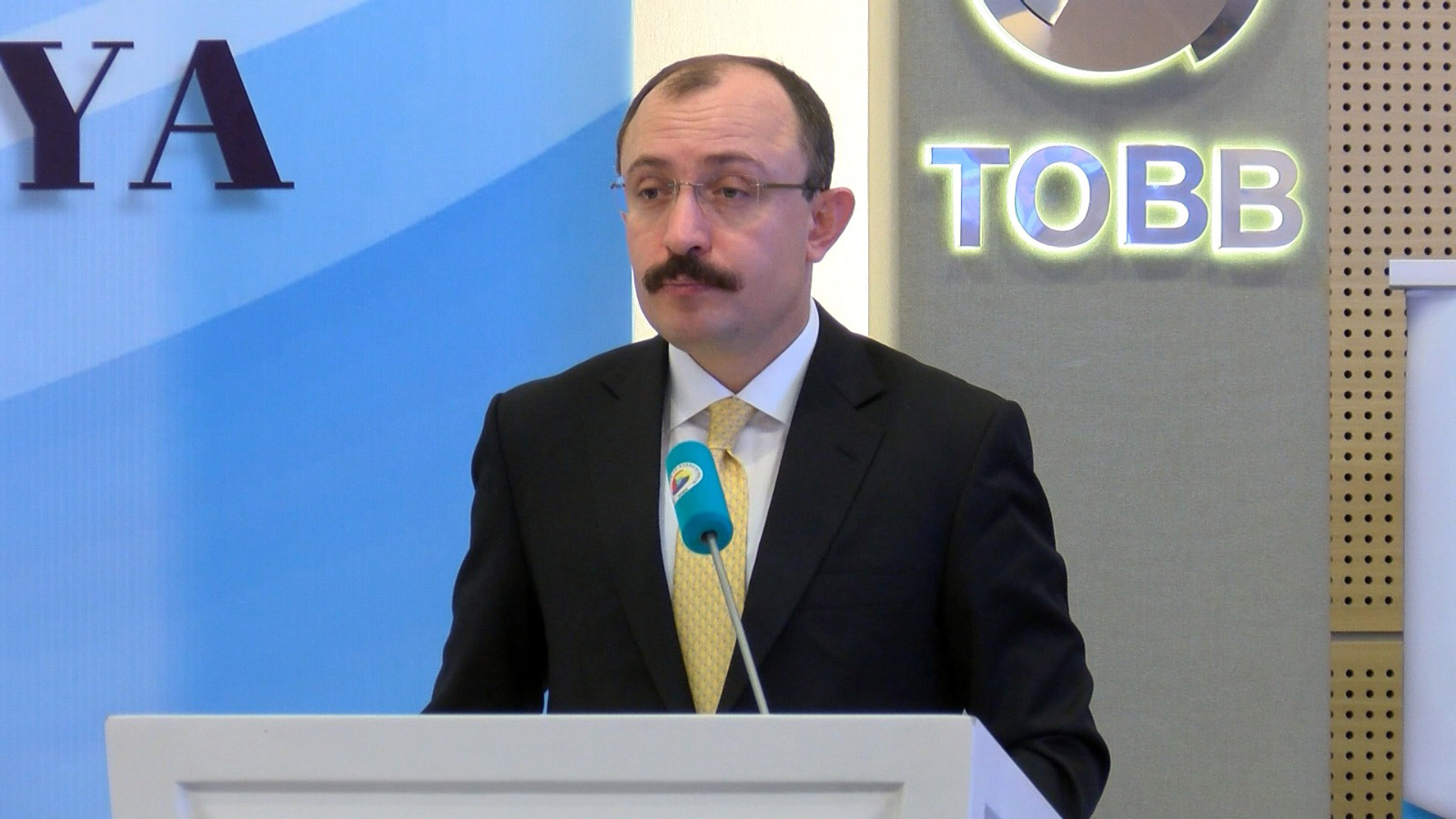 Bakan Muş'tan Çekya'ya ortak yatırım çağrısı