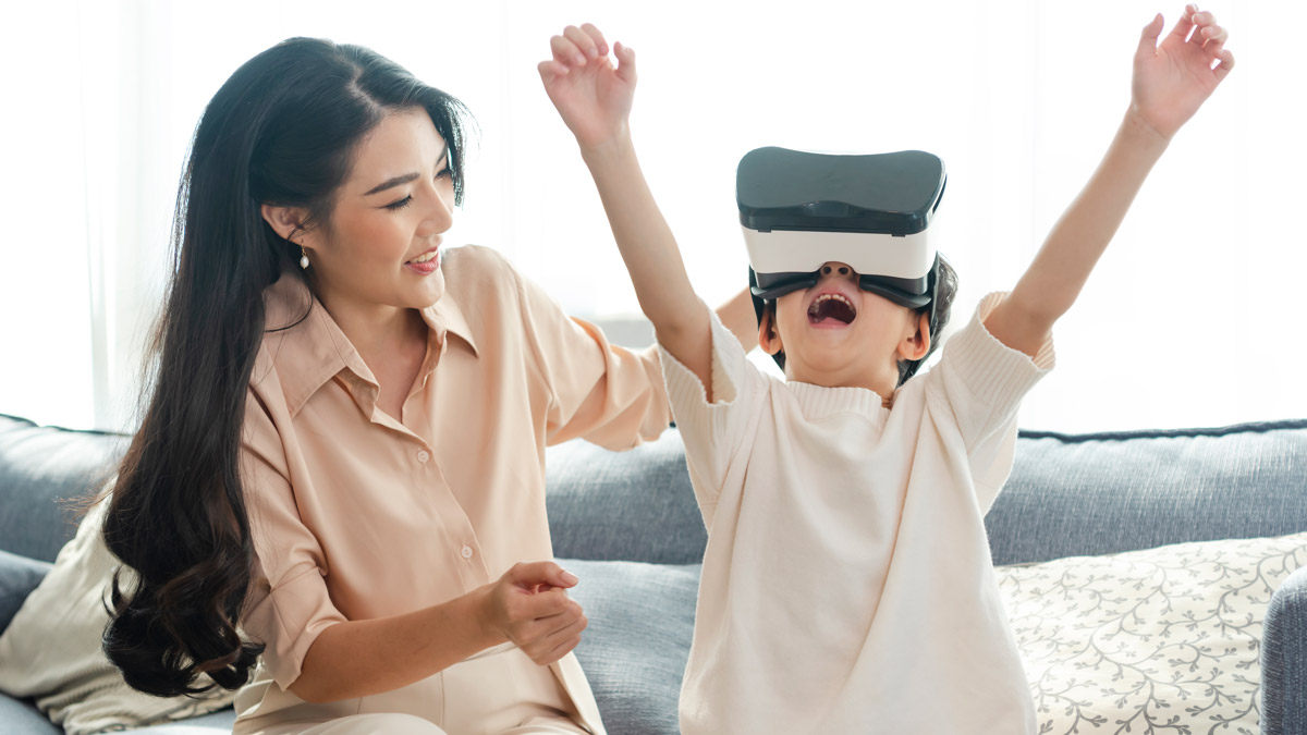 Dijital ebeveynlerin sahip olması gereken dijital özellikler; "Yeniliklere karşı ilgili olma. Yenilikleri öğrenme çabasında olma. Yenilikleri güncel olarak takip etme isteğinde olma"