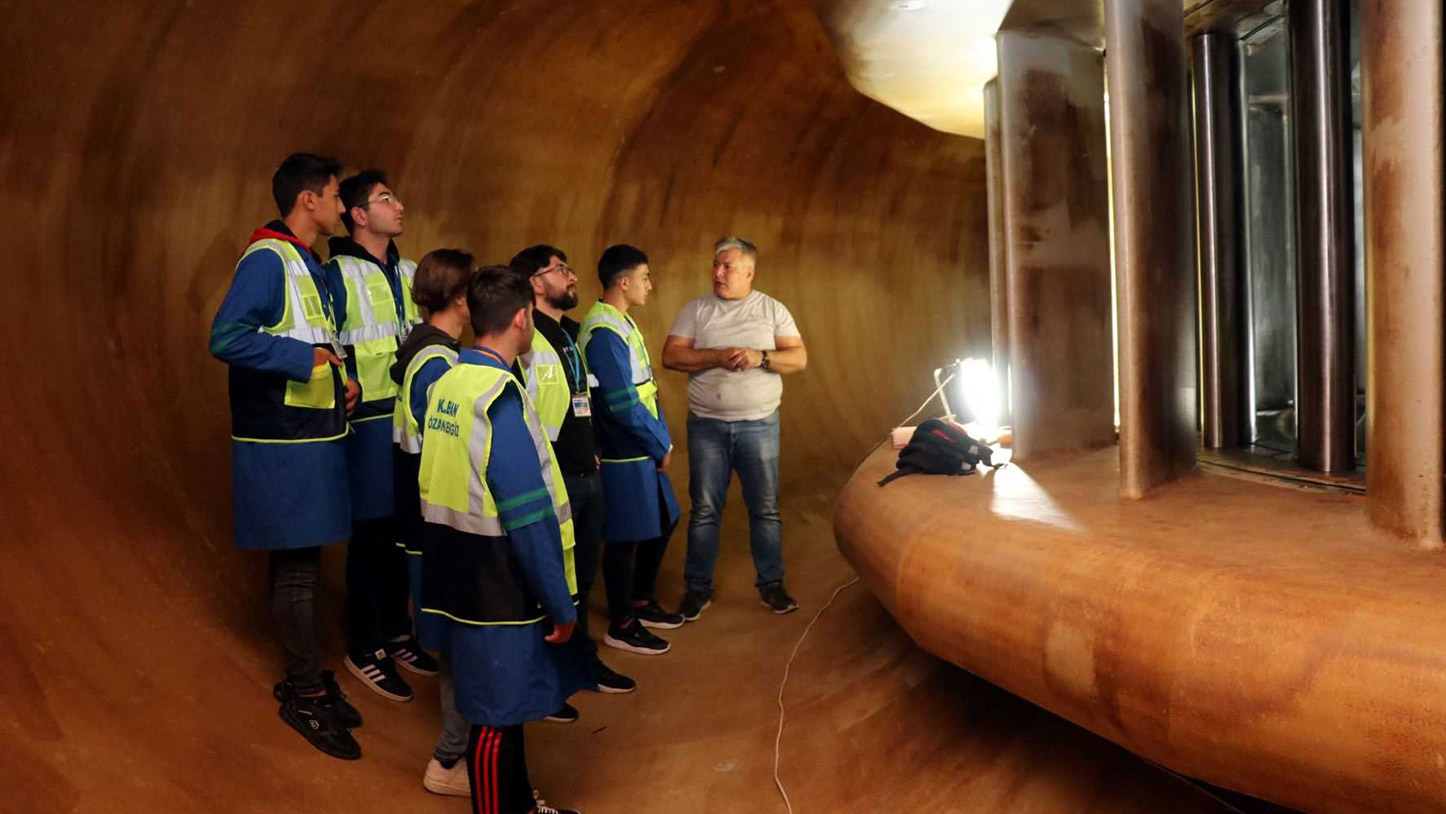 ÇEDAŞ, öğrencileri misafir etti