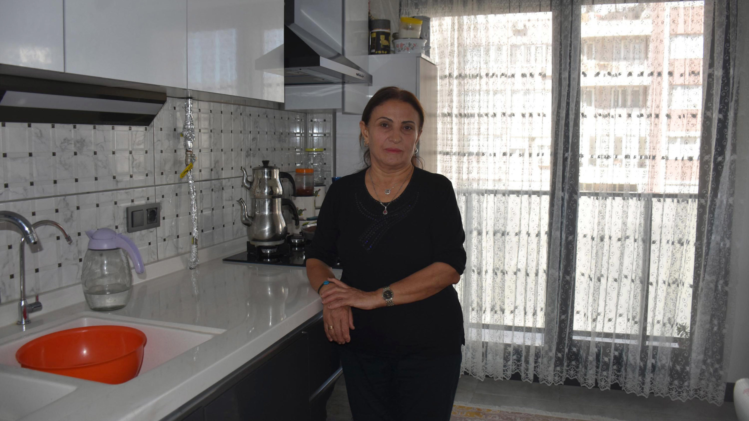 Depremzede aileler yeni konutlara yerleşti