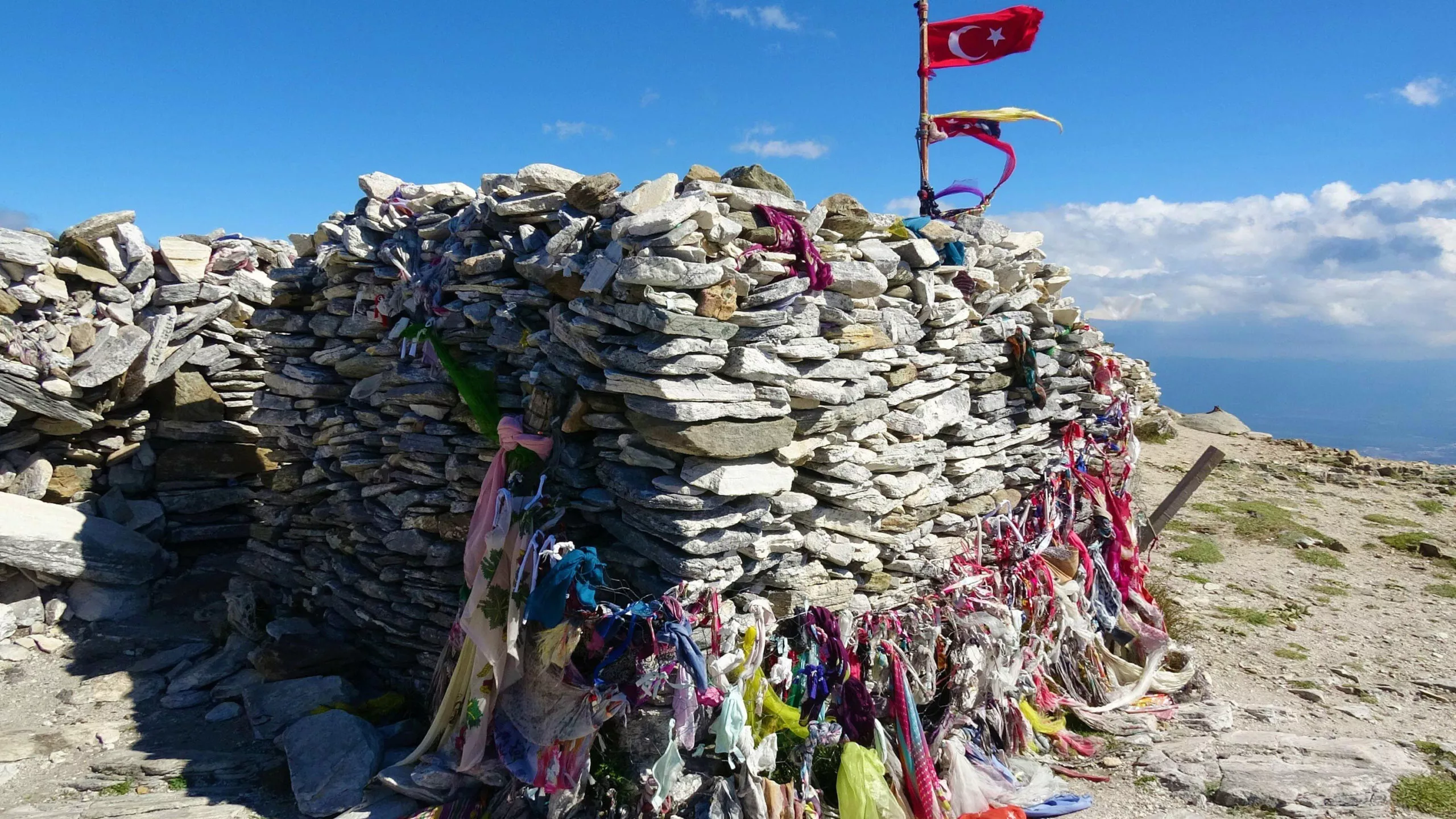 Dilek tutarken turbeyi yakiyorlardi 2 scaled - yaşam - haberton