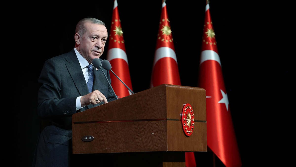 Dürüstsen gel, anayasa değişikliğini yapalım