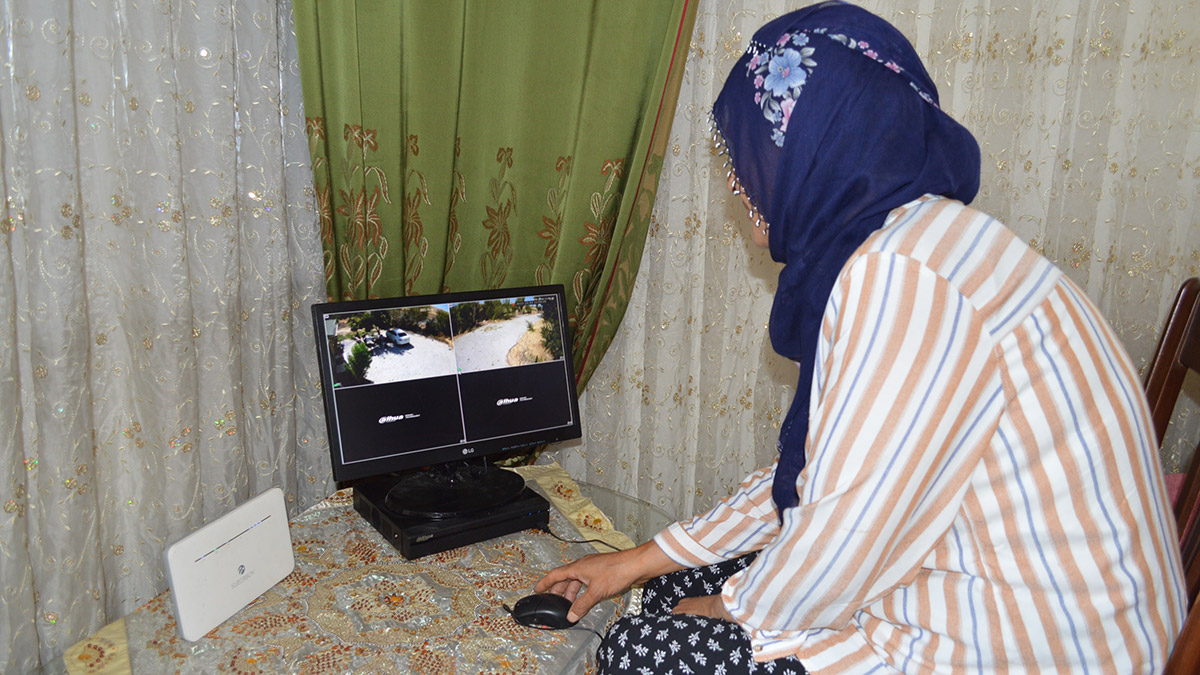 Elazığ'da kadın muhtarların köylerine kamera