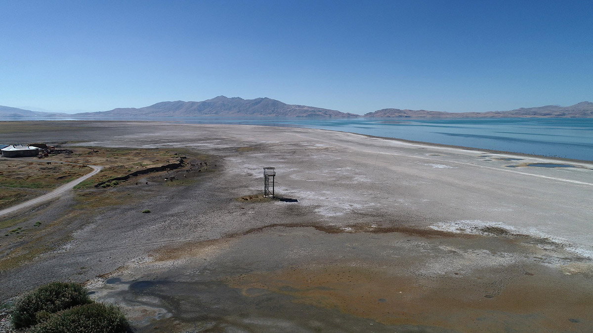 Erçek Gölü metrelerce çekildi