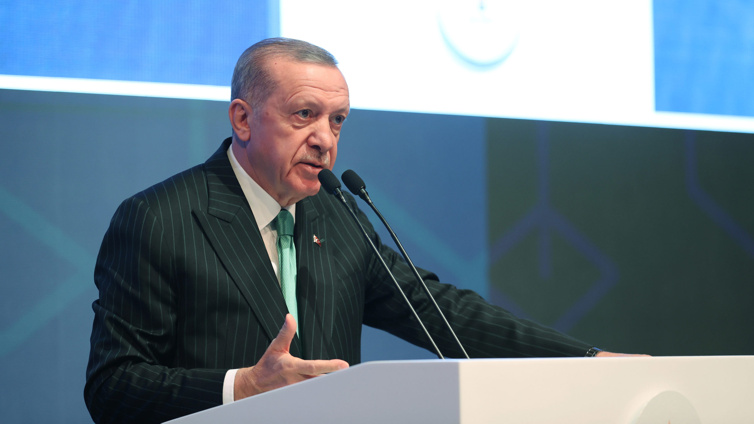 Tayfun'umuz bir yerlere işaret oluyor