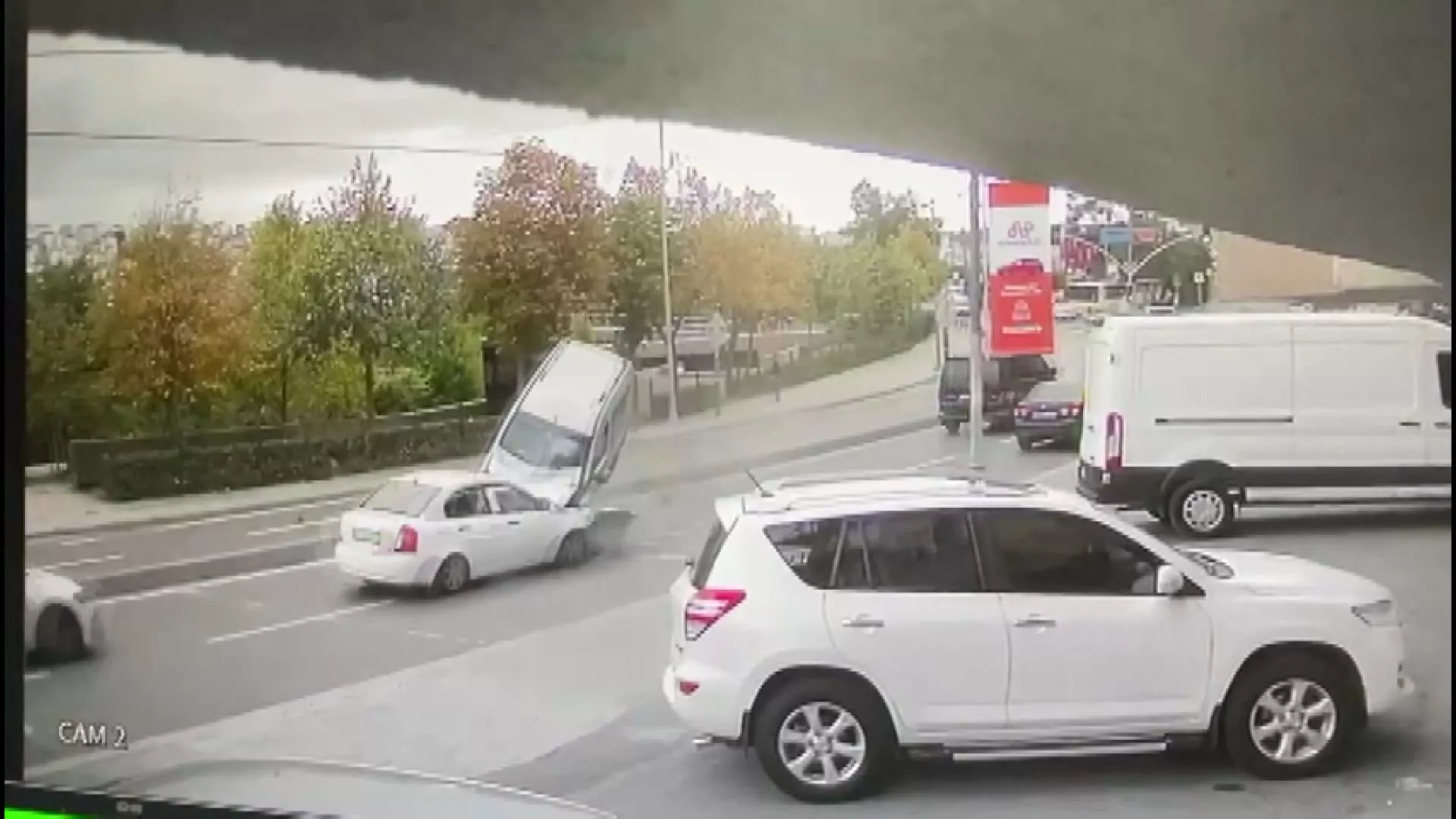 Eyupsultanda zincirleme trafik kazasi kamerada 1 - yaşam - haberton