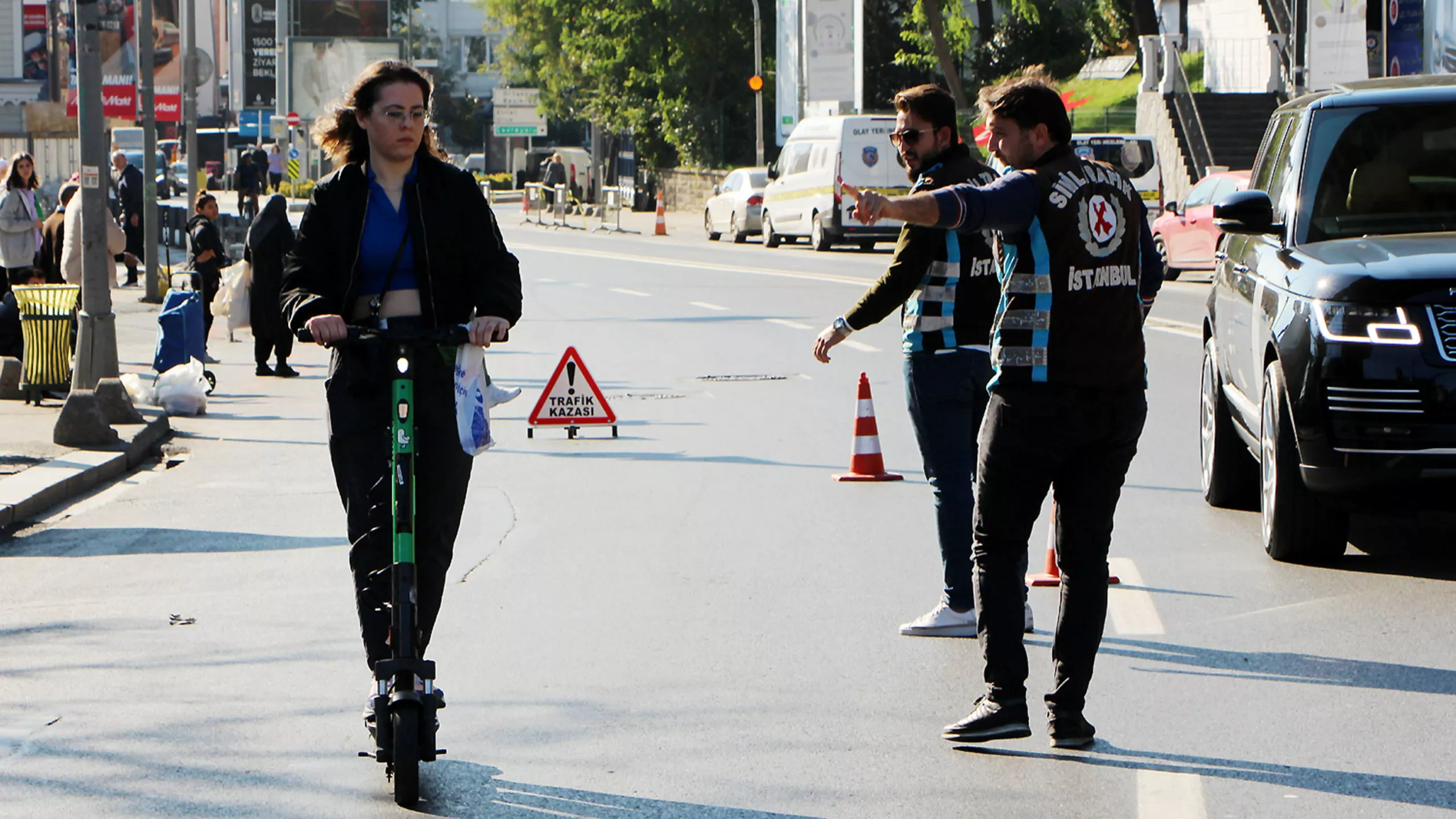 Fosforlu yelek giymeden skuter kullananlara ceza 1 scaled - yaşam - haberton