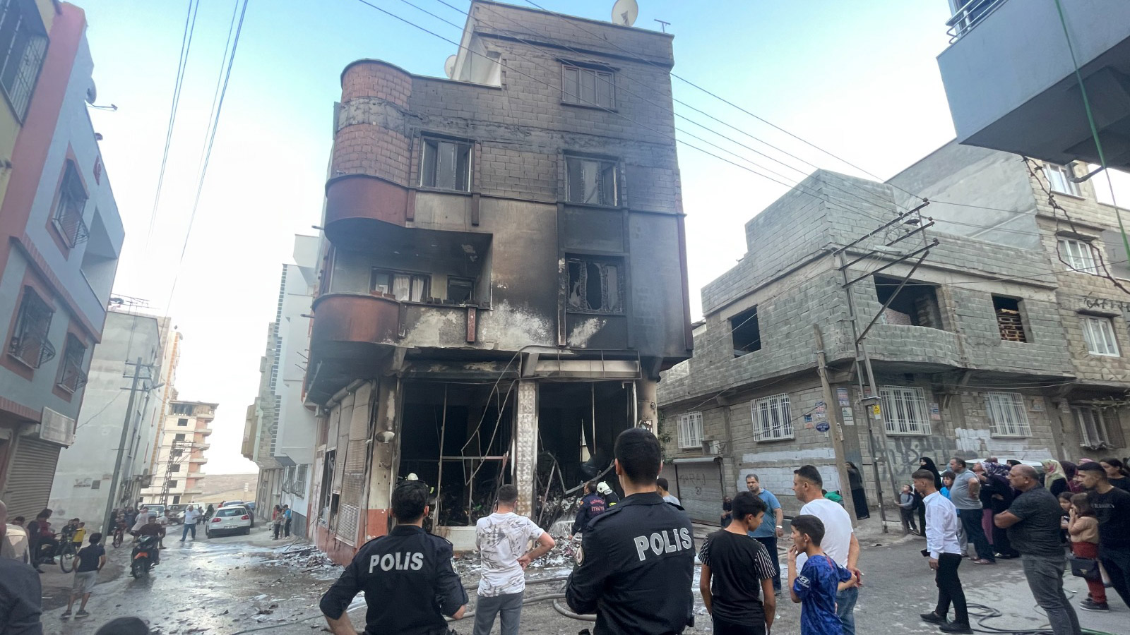 Gaziantep'te ecza deposunda yangın