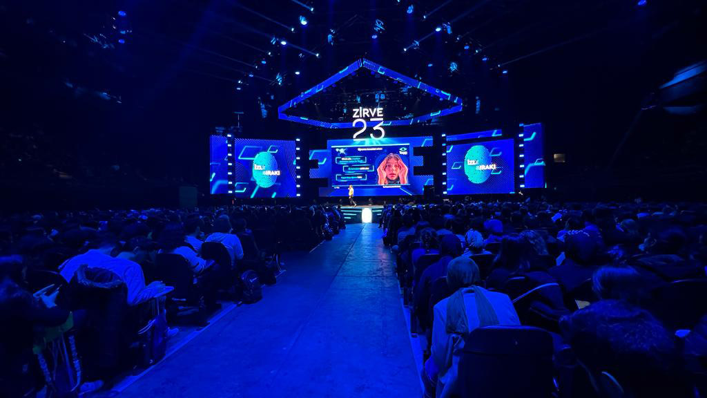 Gençler Zirve 23'te buluştu 