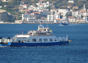 Gökçeada feribot seferlerinin bazıları iptal edildi