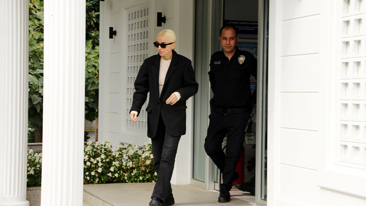 Gülşen dördüncü imzasını verdi