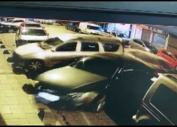 Güngören'de 4 araca çarpıp kaçtı
