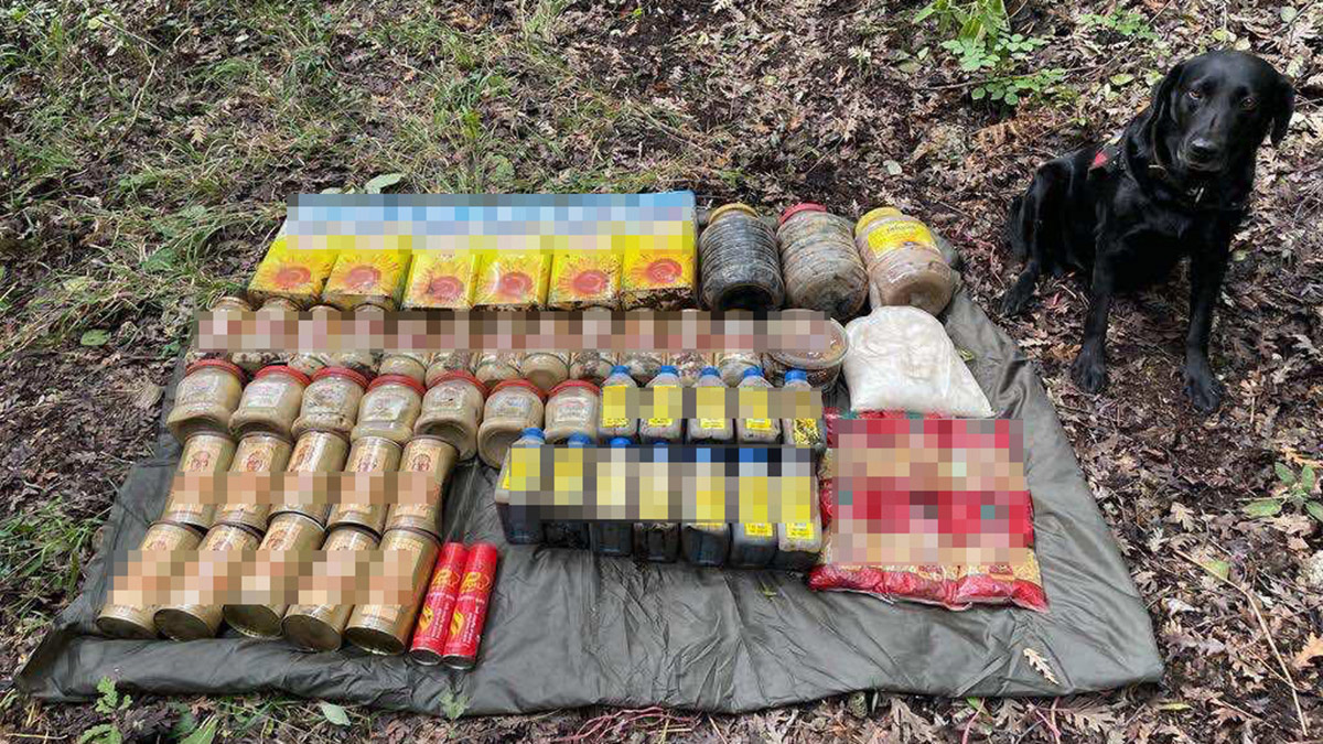 Hatay'da PKK'ya ait 2 depo bulundu