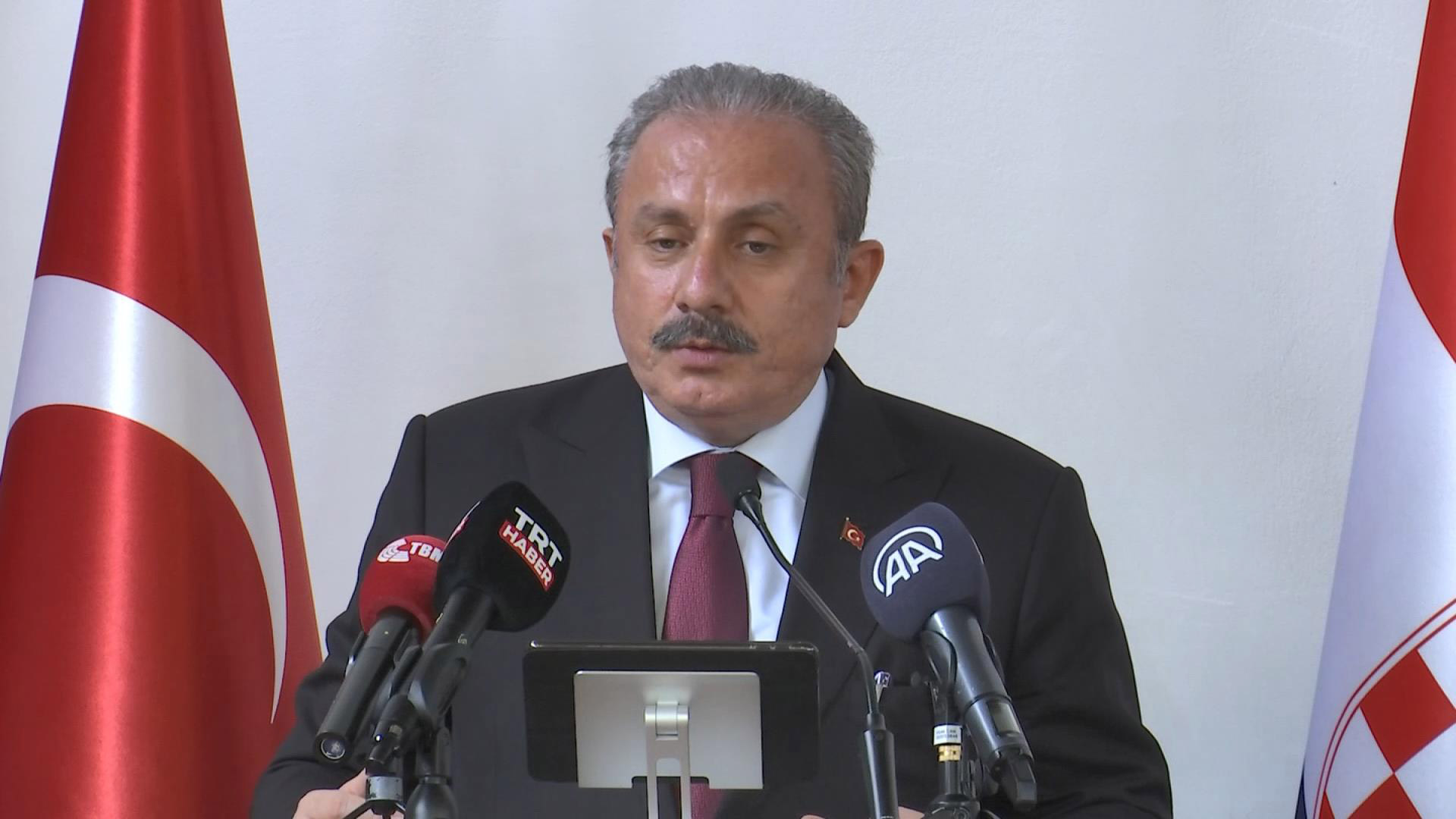 Hırvatistan'a destek vermeye devam edeceğiz