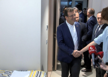 İmamoğlu Esenyurt Erkek Öğrenci Yurdunu gezdi