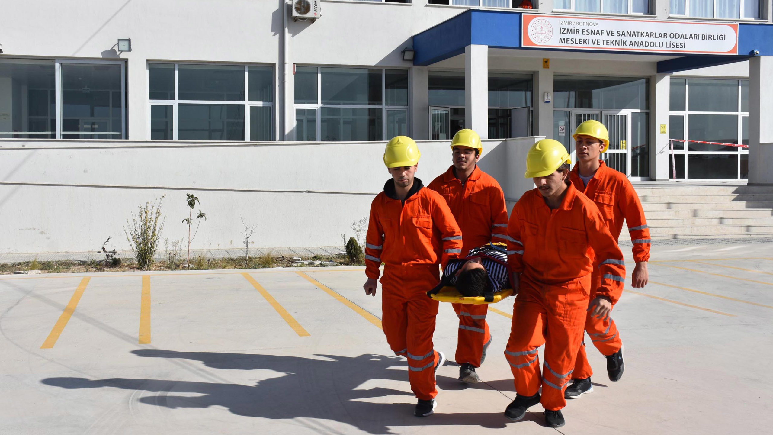 İzmir depreminin yıl dönümü öncesi tatbikat