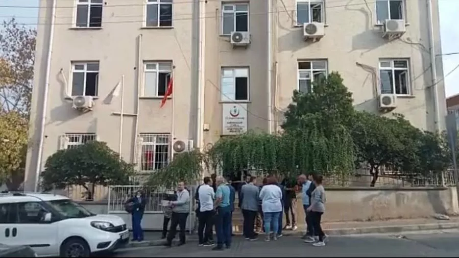 İzmir'de aile sağlığı merkezinde yangın